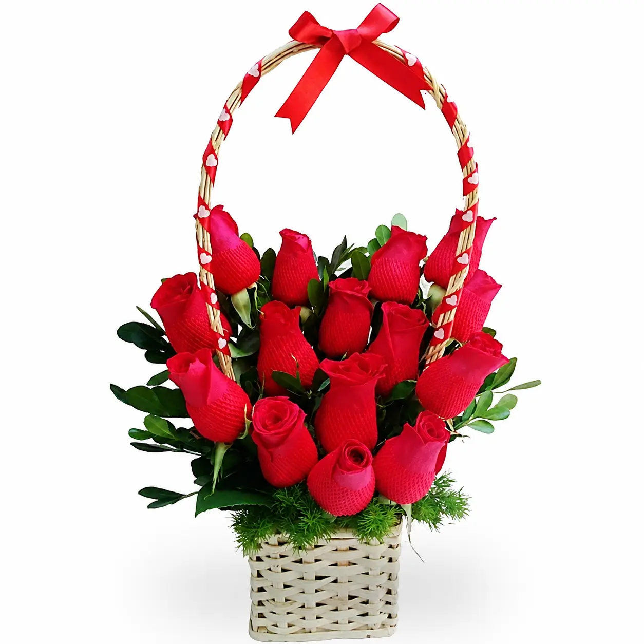 corazón de rosas en canasta para regalo romántico delivery de flores en Lima