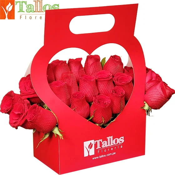 arreglo floral de rosas rojas en caja en forma de cartera para regalo con entrega en Lima