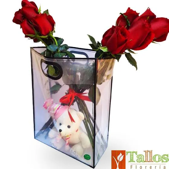 cartera de rosas y peluche para regalo romántico delivery de flores en Lima