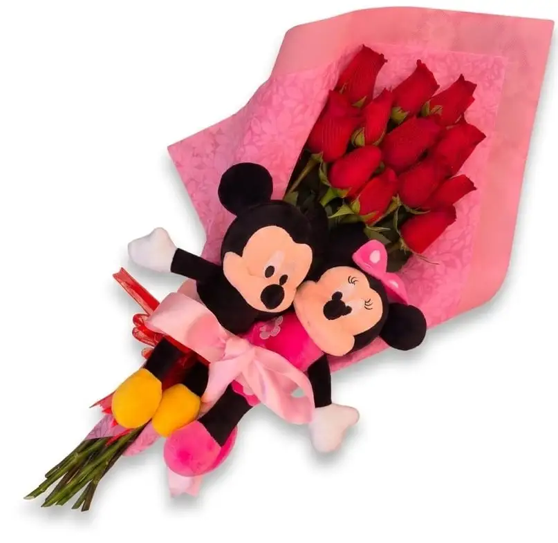 ramo de 12 rosas rojas con peluches para regalar detalle romántico con delivery de flores en Lima